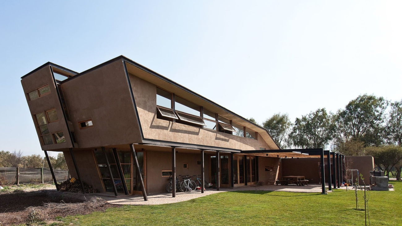 SURTIERRA. Casa Munita Gonzales, Batuco, Chile, 2011. Luis Garcia, Pablo Alvear